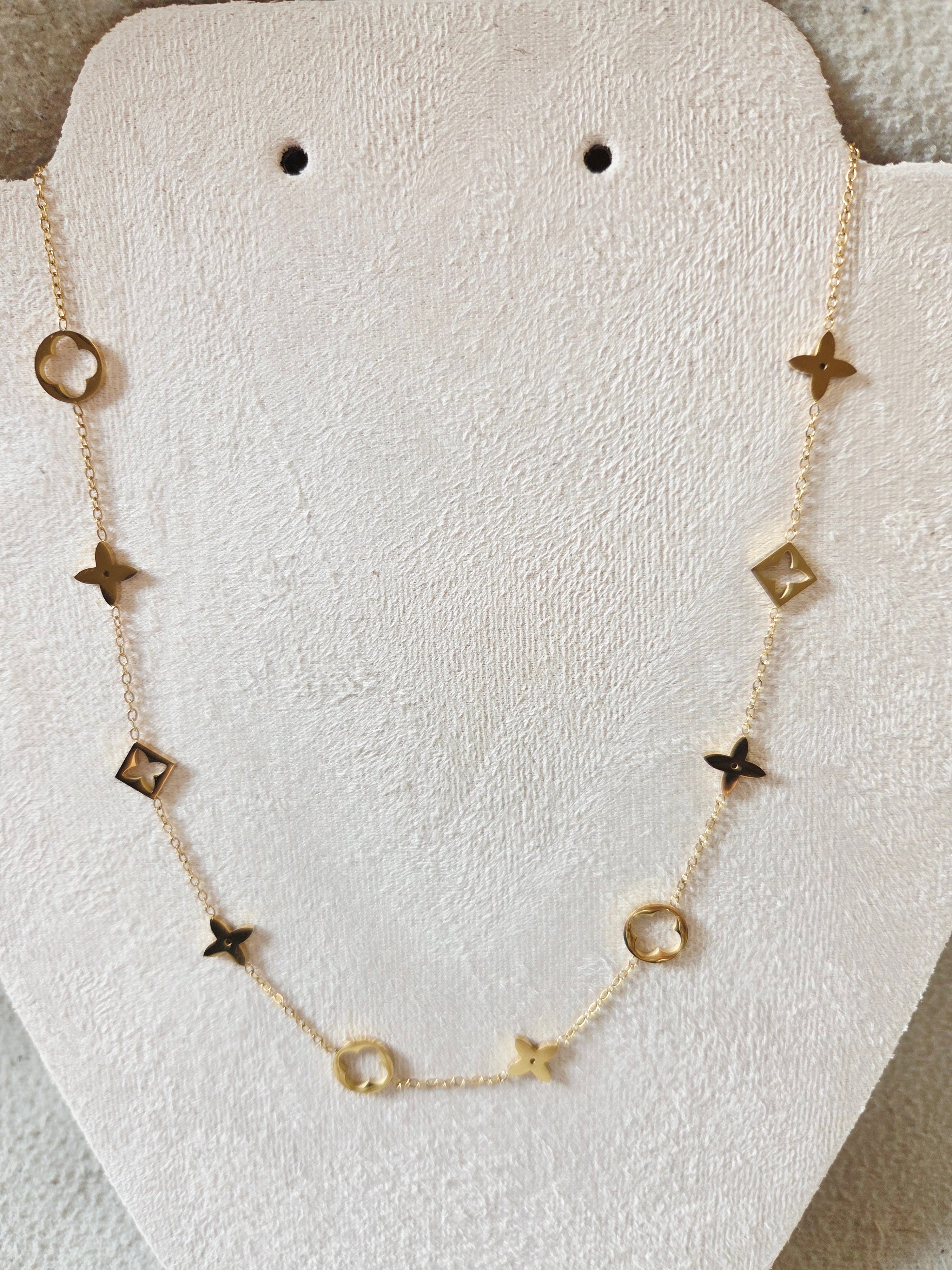 Collier Doré Evy Motifs Fleur et Étoile