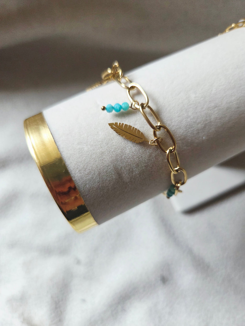 Bracelet emy avec plumes
