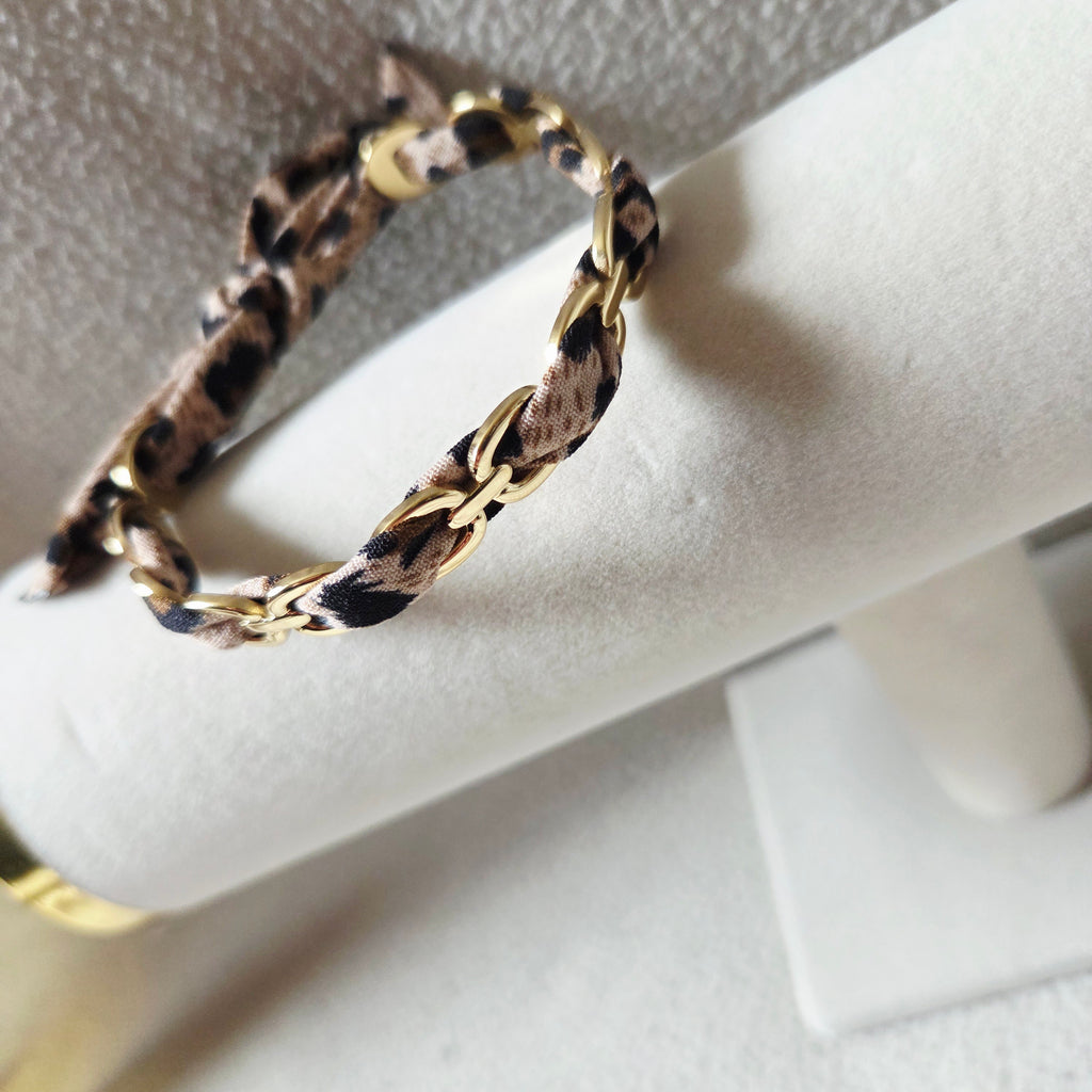 Bracelet jonc fin ajustable doré ajouré entouré Laura