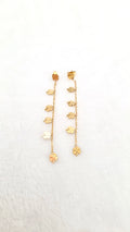 Boucles d’oreilles Zoé pendantes fleurs dorées