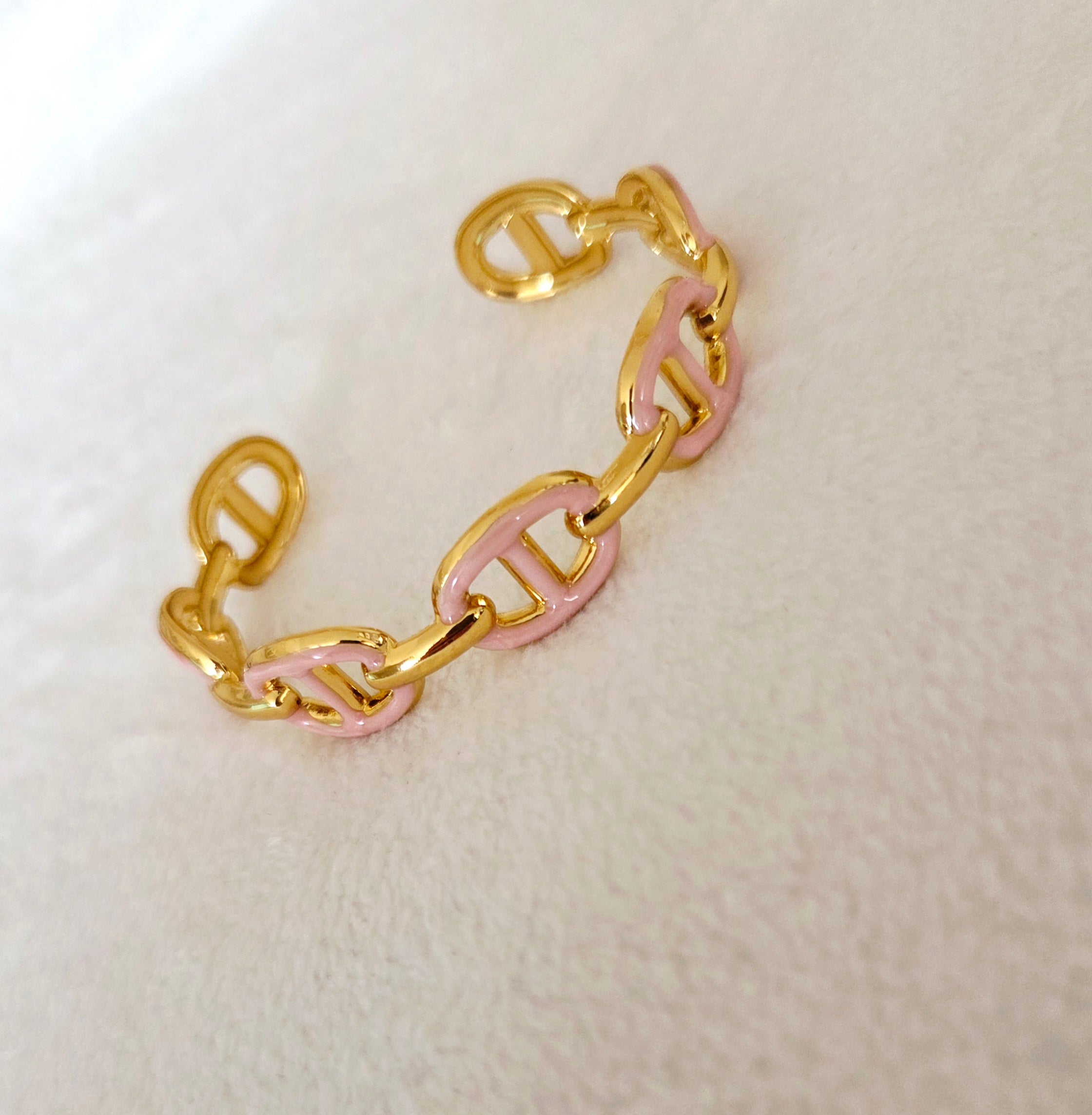 Bracelet maillons ovales en  doré et émaillé  rose Klara