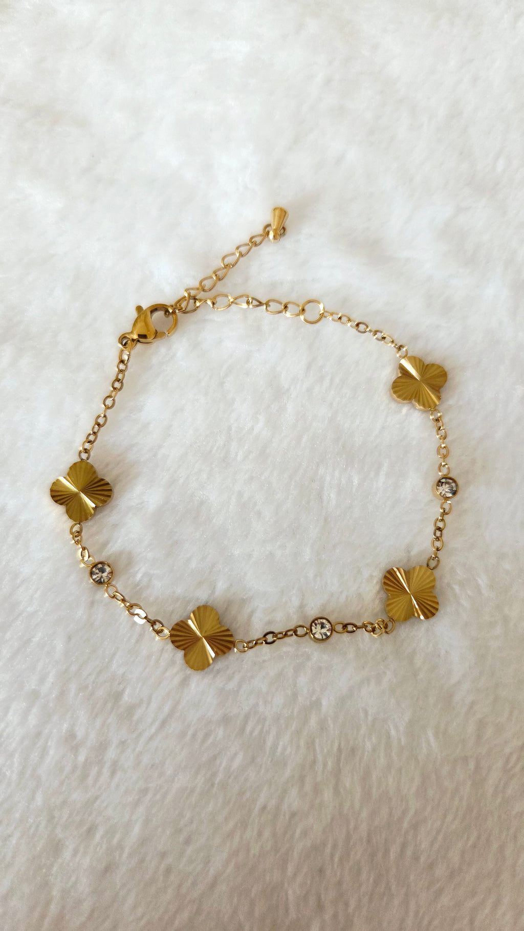 Bracelet  trèfle doré cristaux scintillants Juliette