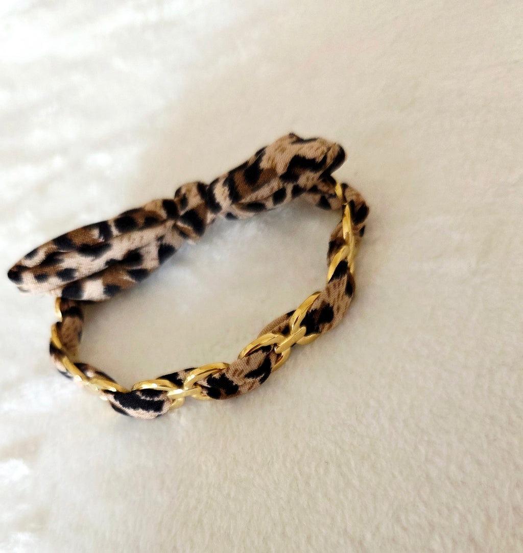 Bracelet jonc fin ajustable doré ajouré entouré Laura