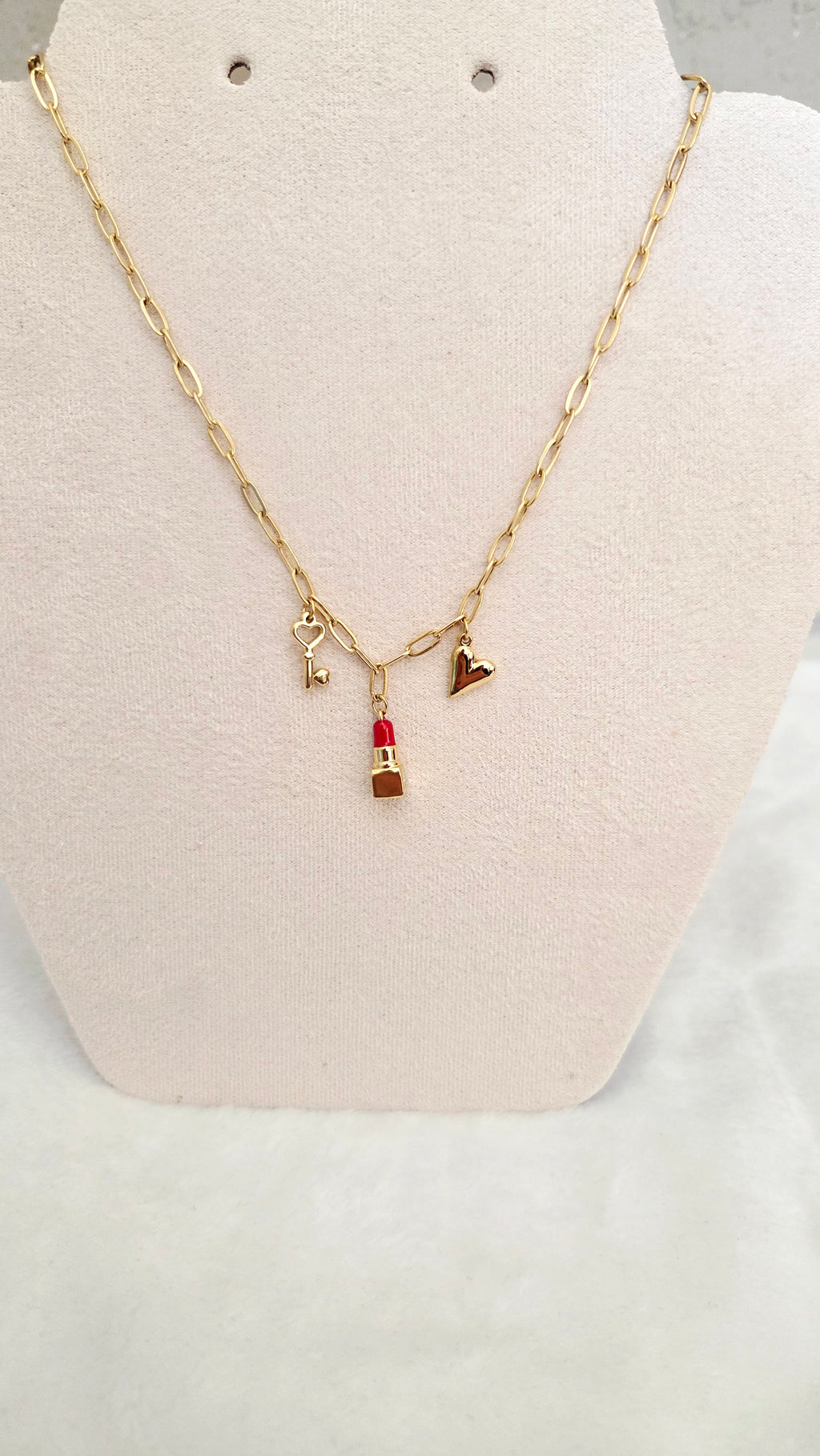 Collier à charms –  pendentifs symboliques