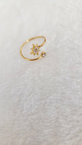 Bague ajustable étoile dorée – strass