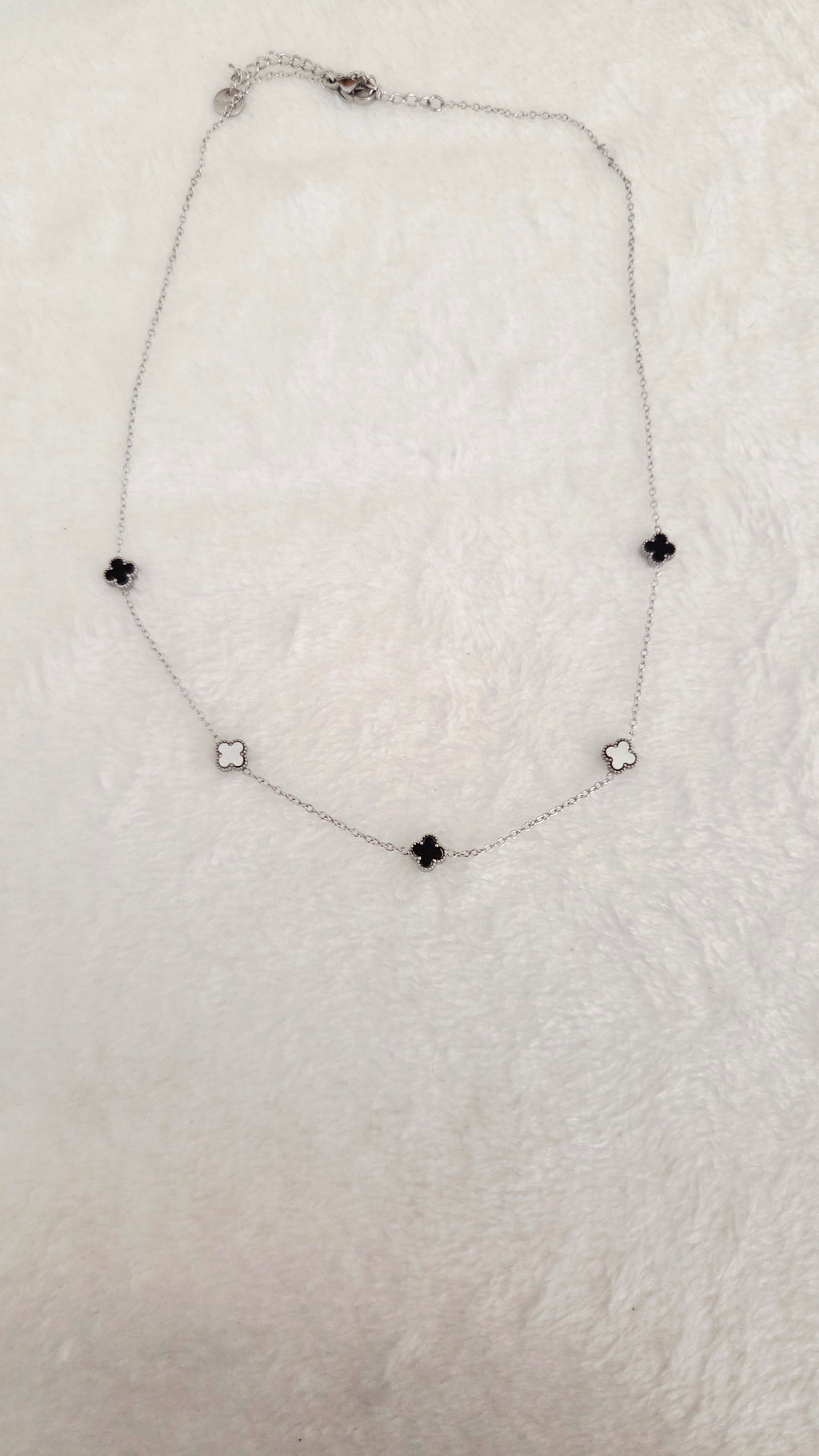 COLLIER TRÈFLE NACRÉ
